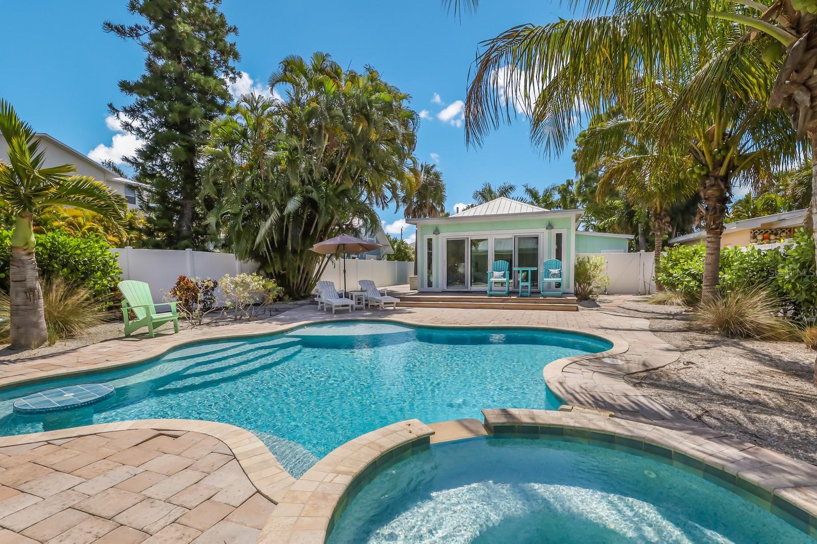 504 SPRING AVE Property Photo 1
