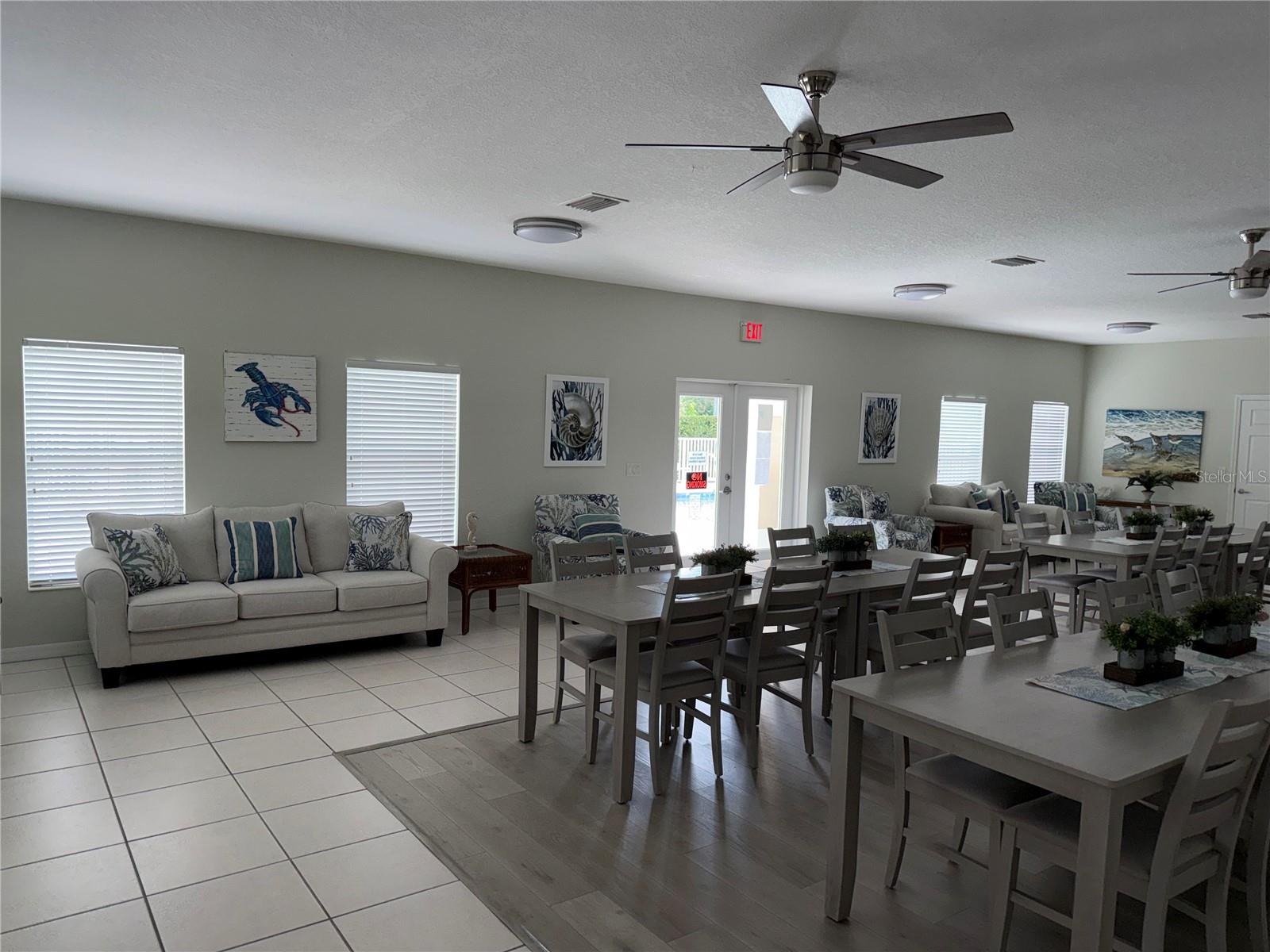 7060 Strand Cir #7060 Property Photo 21