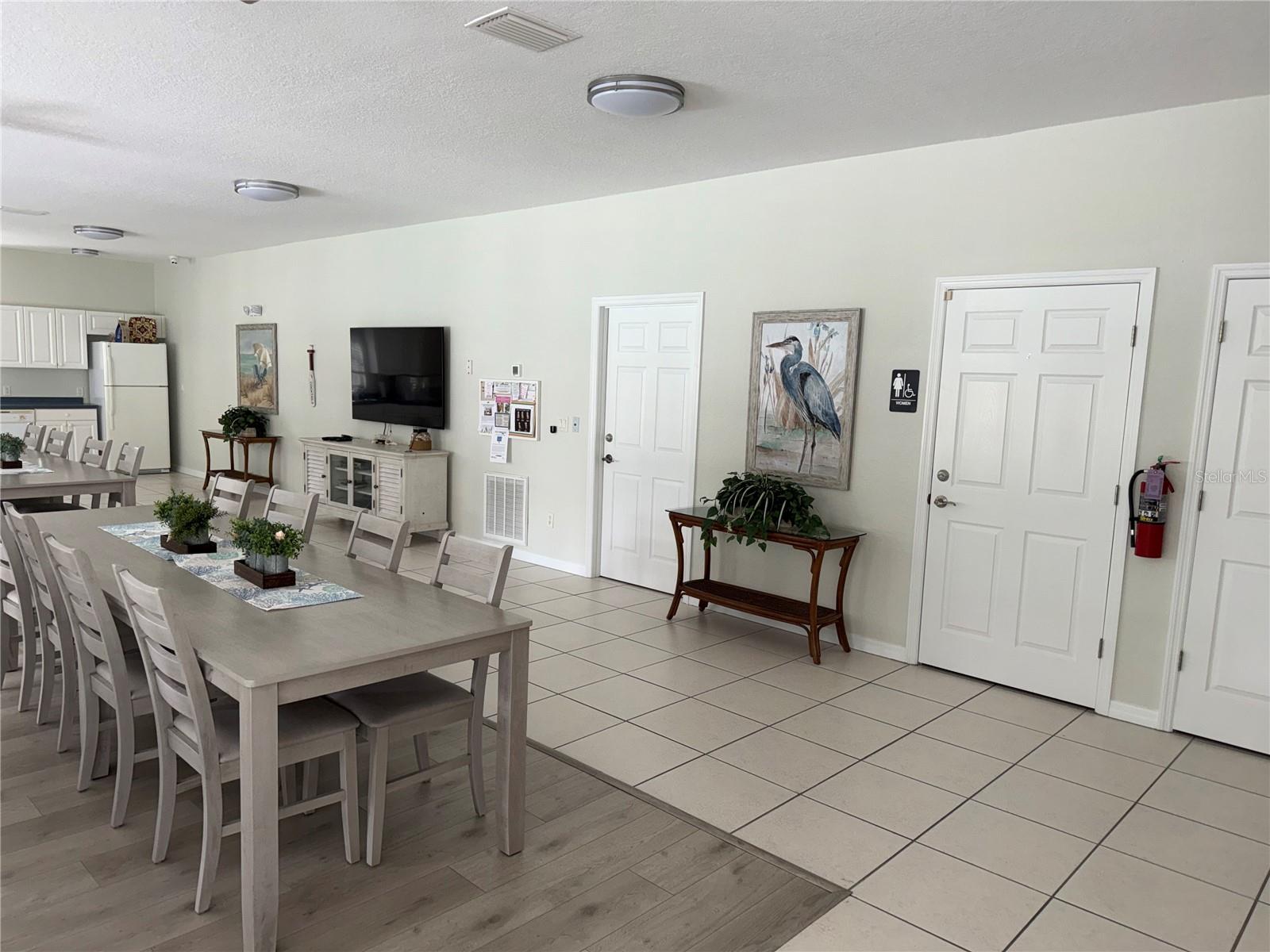 7060 Strand Cir #7060 Property Photo 22