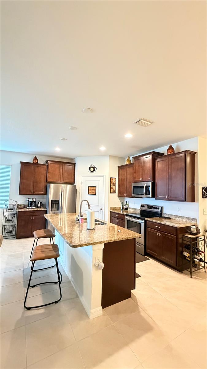 A4699356 Property Photo 9