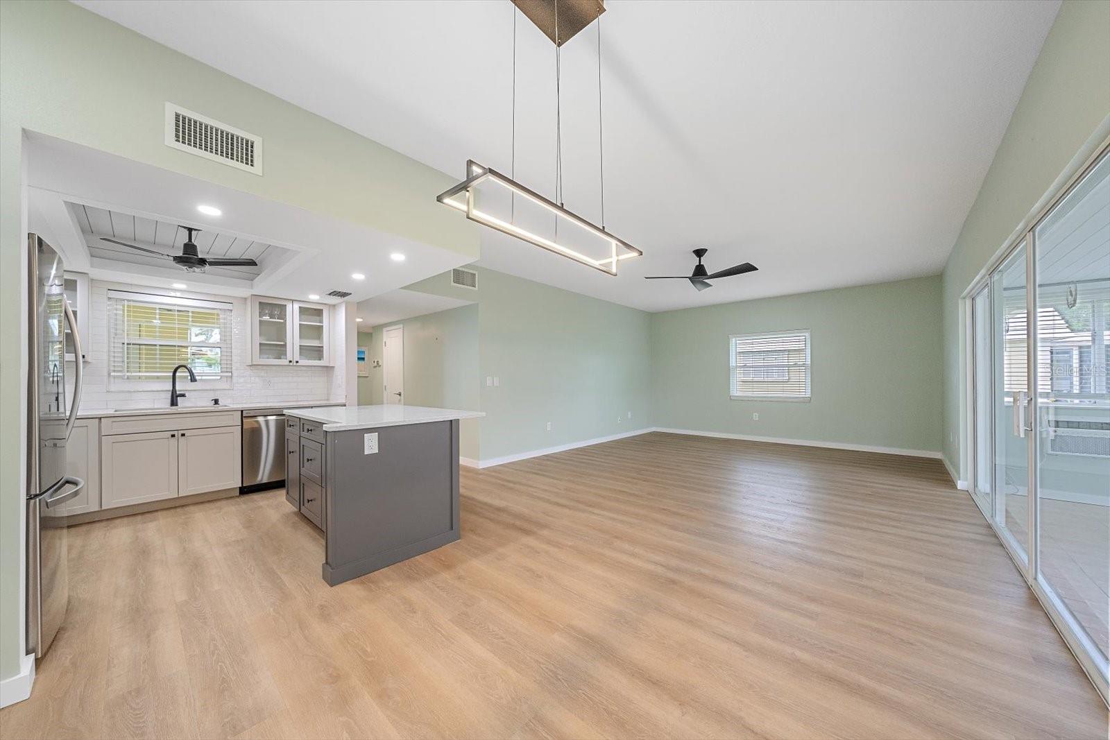 5865 Tidewood Ave #8 Property Photo 10