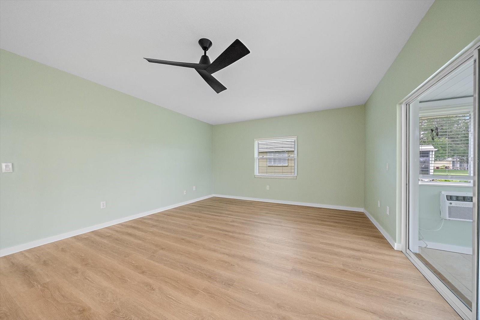 5865 Tidewood Ave #8 Property Photo 13