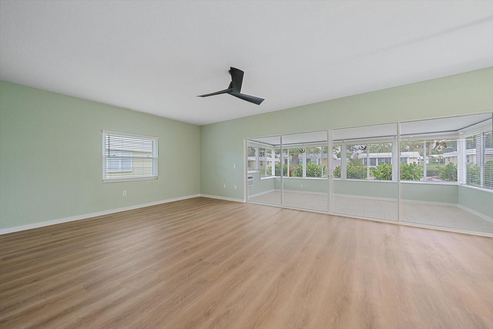 5865 Tidewood Ave #8 Property Photo 16