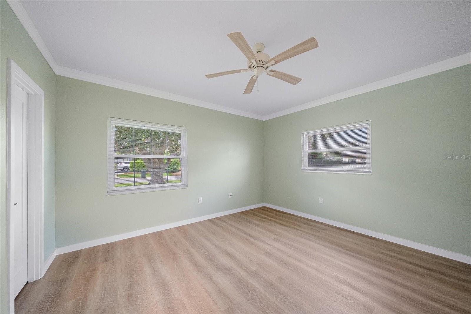 5865 Tidewood Ave #8 Property Photo 17