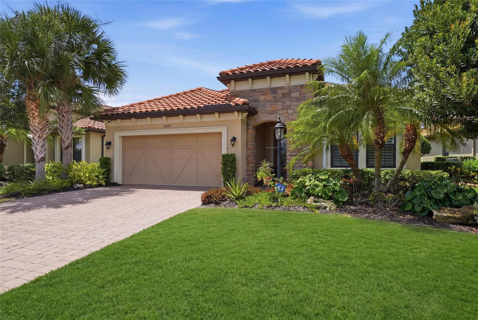 13038 Prima Dr Property Photo 2