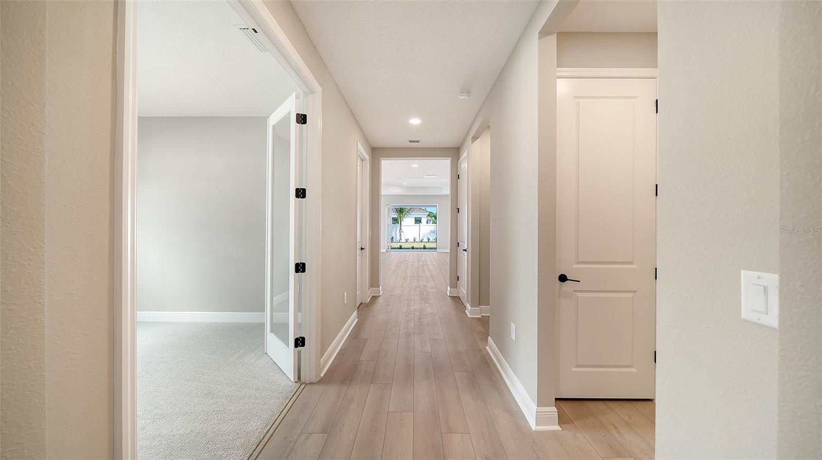8079 Anthirium Loop Property Photo 5