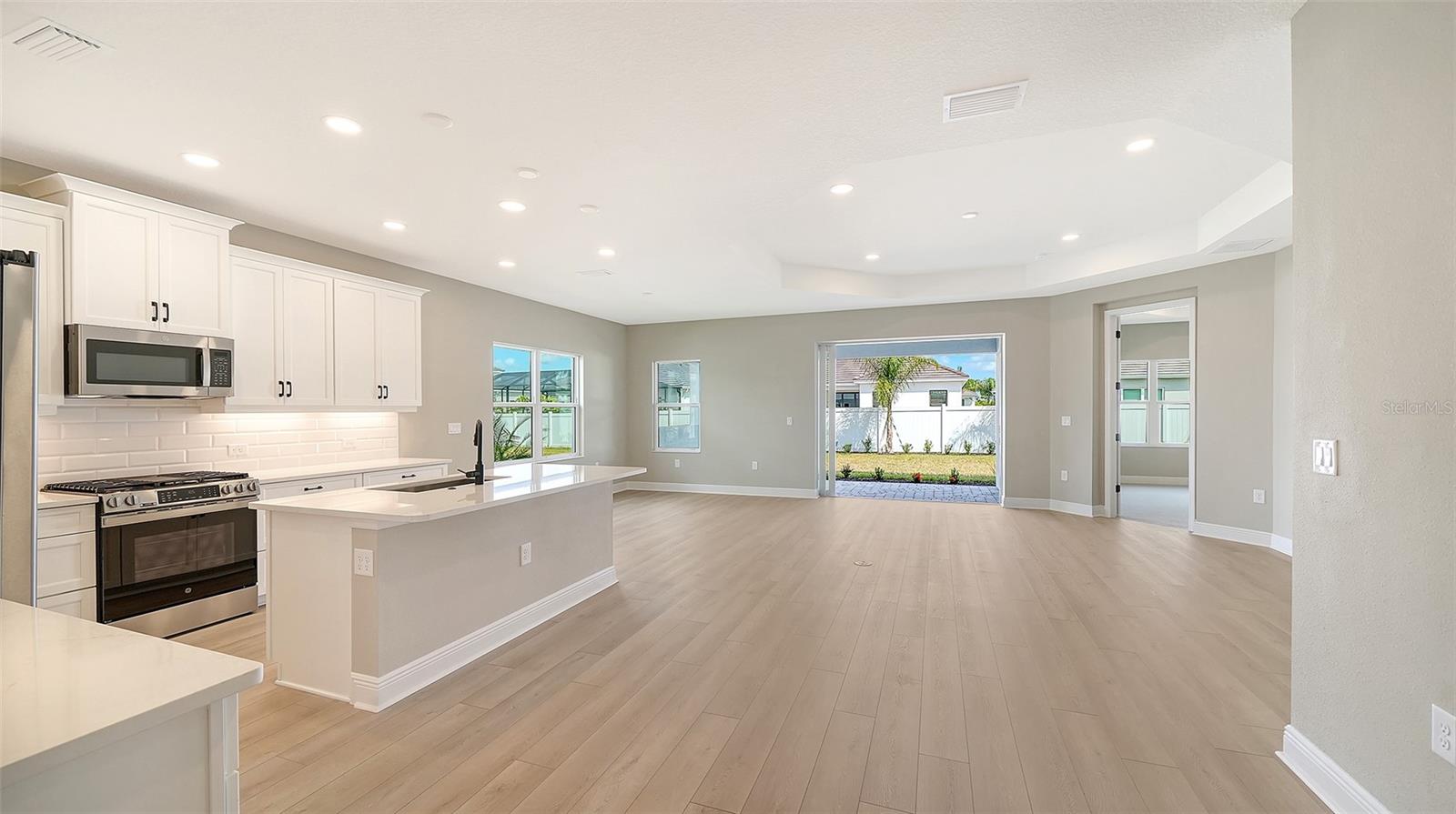 8079 Anthirium Loop Property Photo 6