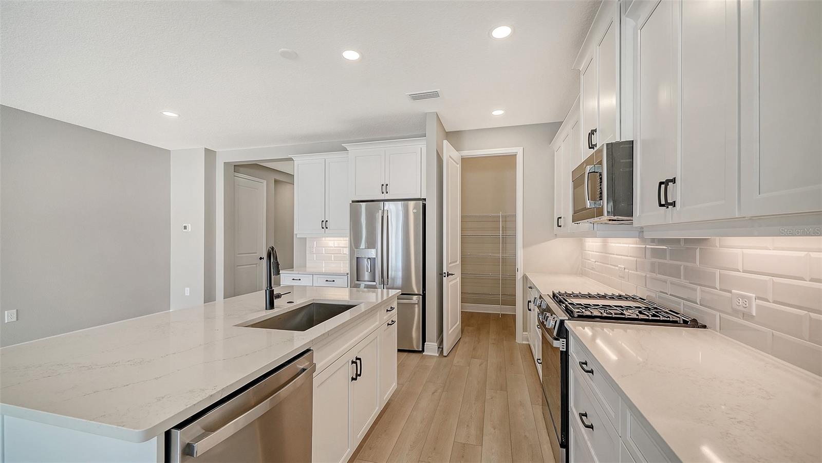 8079 Anthirium Loop Property Photo 16
