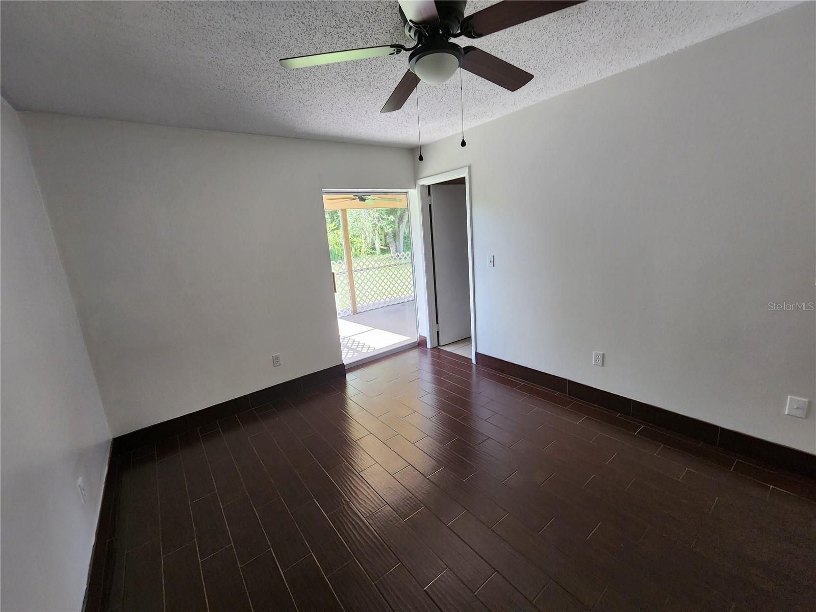 1225 Armsdale Ave Property Photo 16