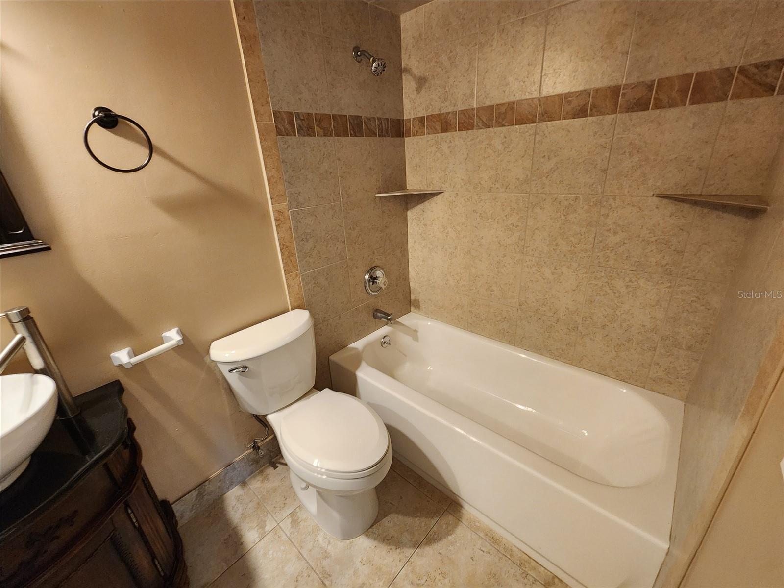 1225 Armsdale Ave Property Photo 24