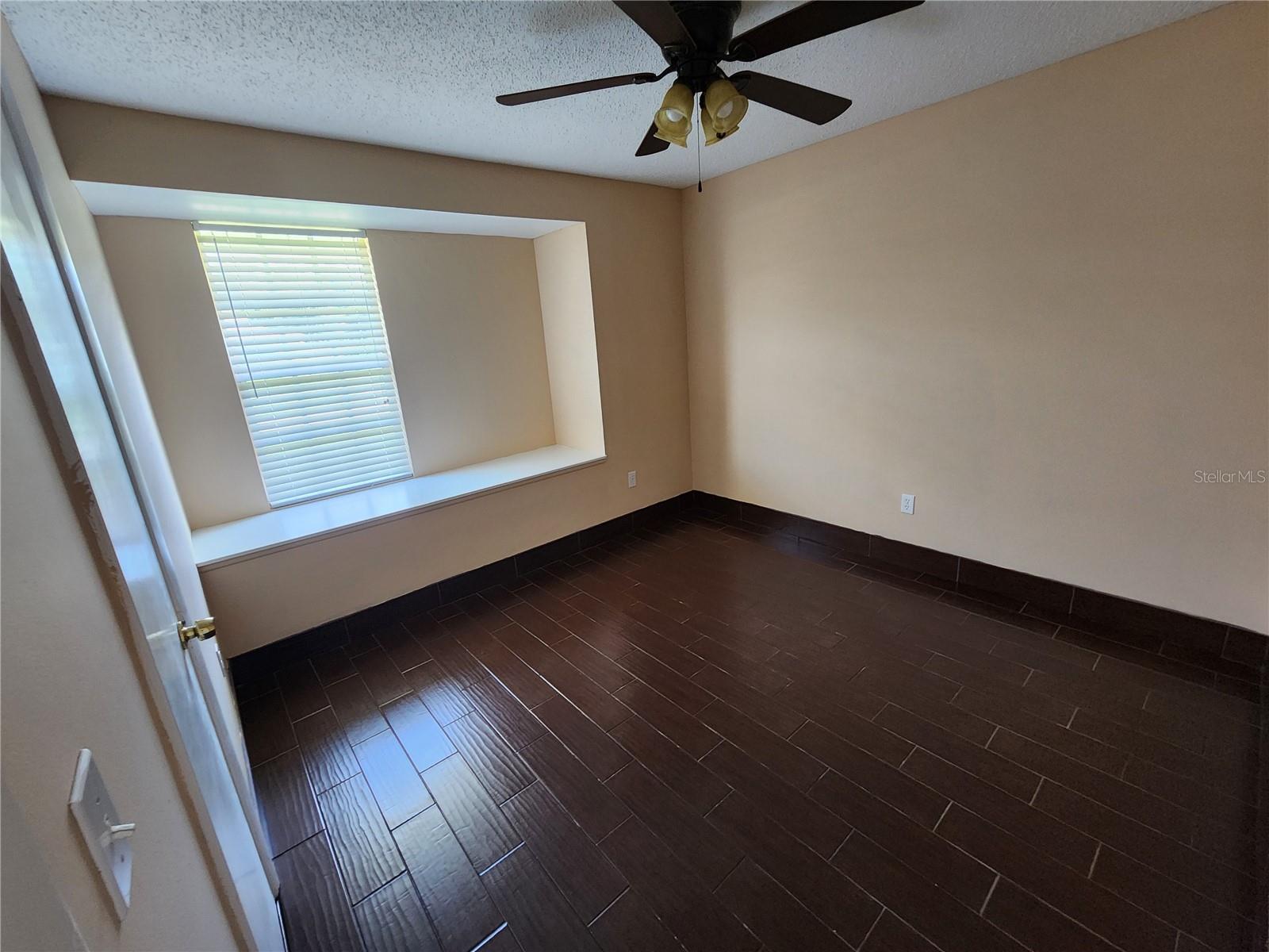 1225 Armsdale Ave Property Photo 25
