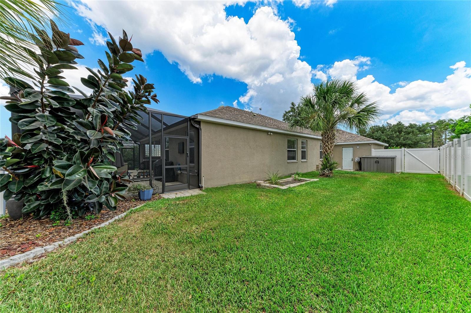 3114 38th Ter E Property Photo 43
