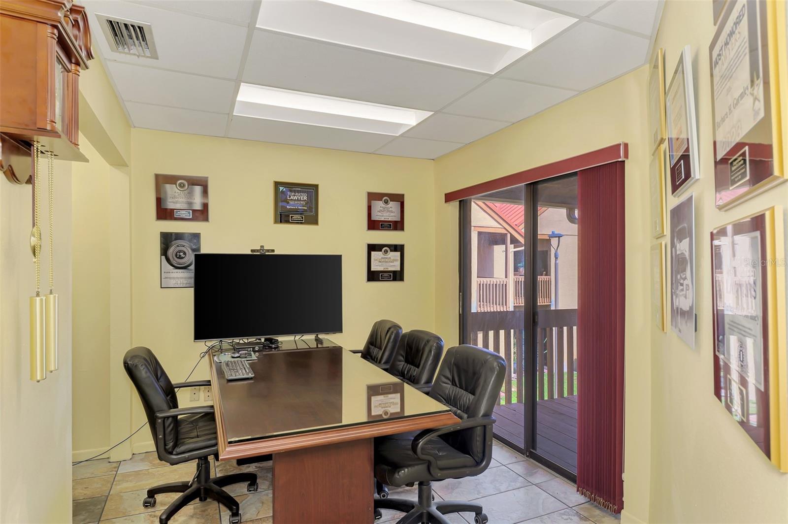 2831 Ringling Blvd #e214 Property Photo 9