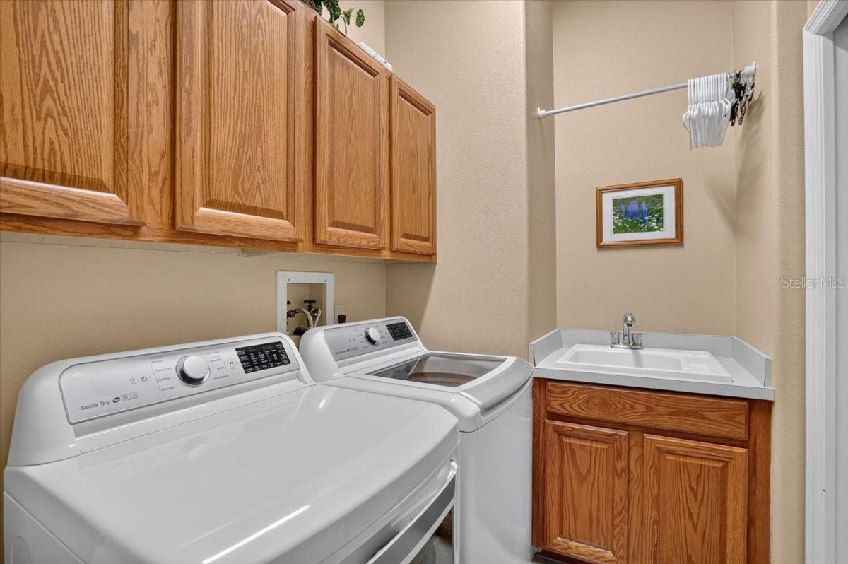 7128 Drewrys Blf Property Photo 14
