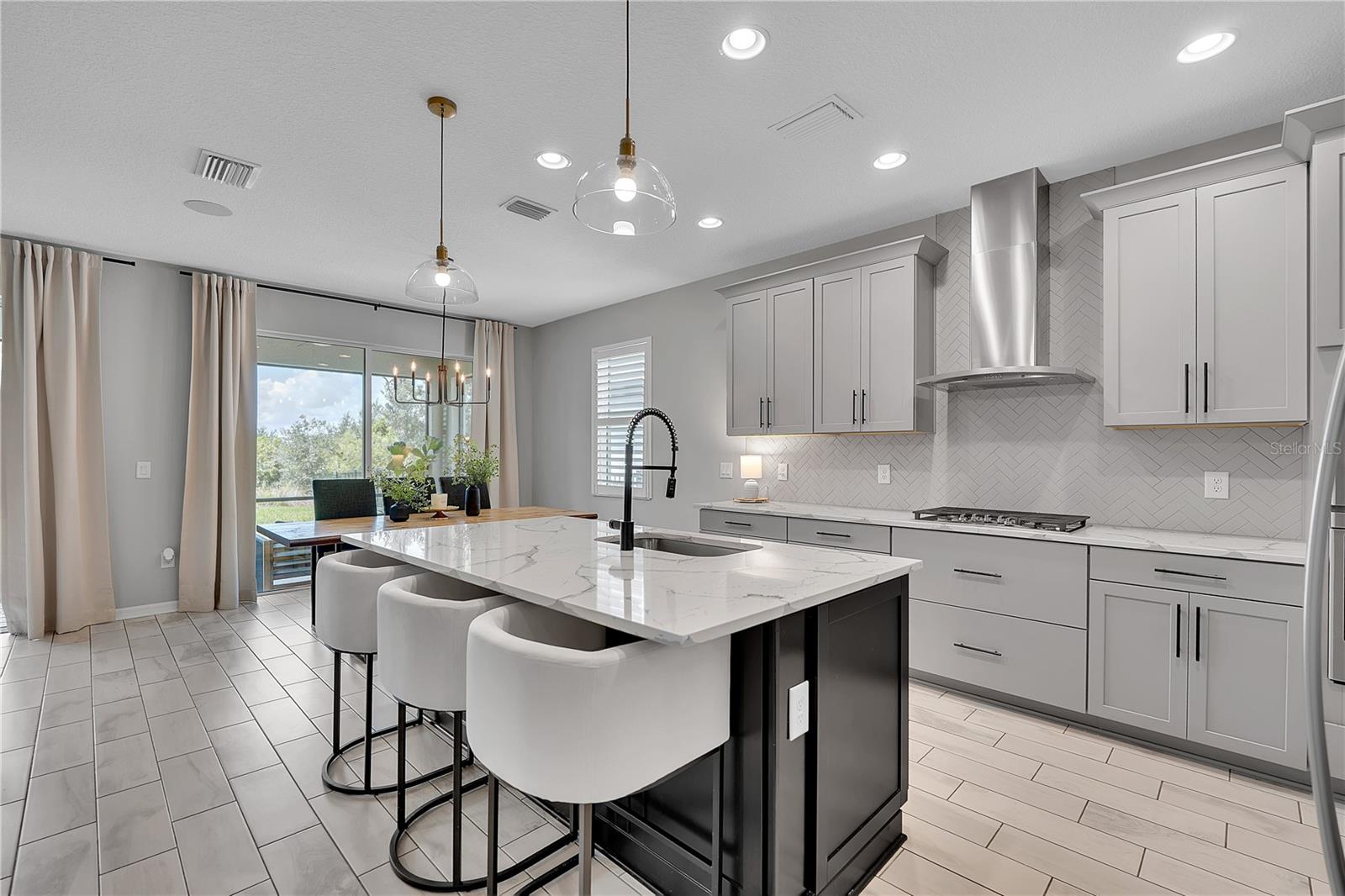 16942 Savory Mist Cir Property Photo 7