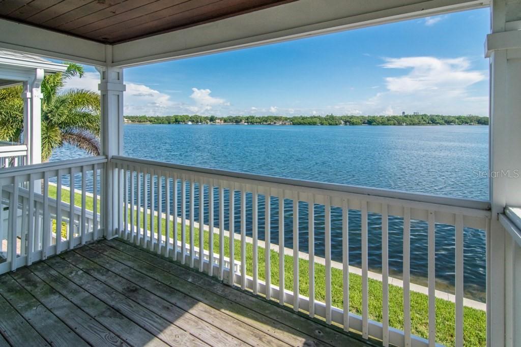 205 Pompano Dr Se #d Property Photo 1