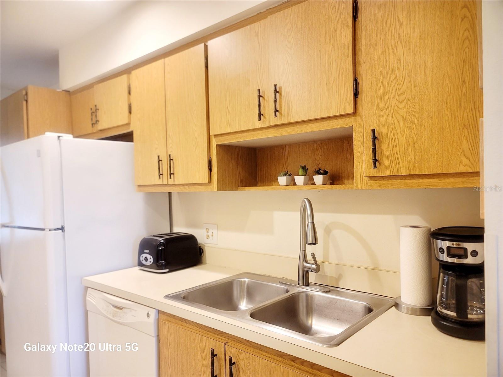 4535 Longwater Chase #18 Property Photo 5