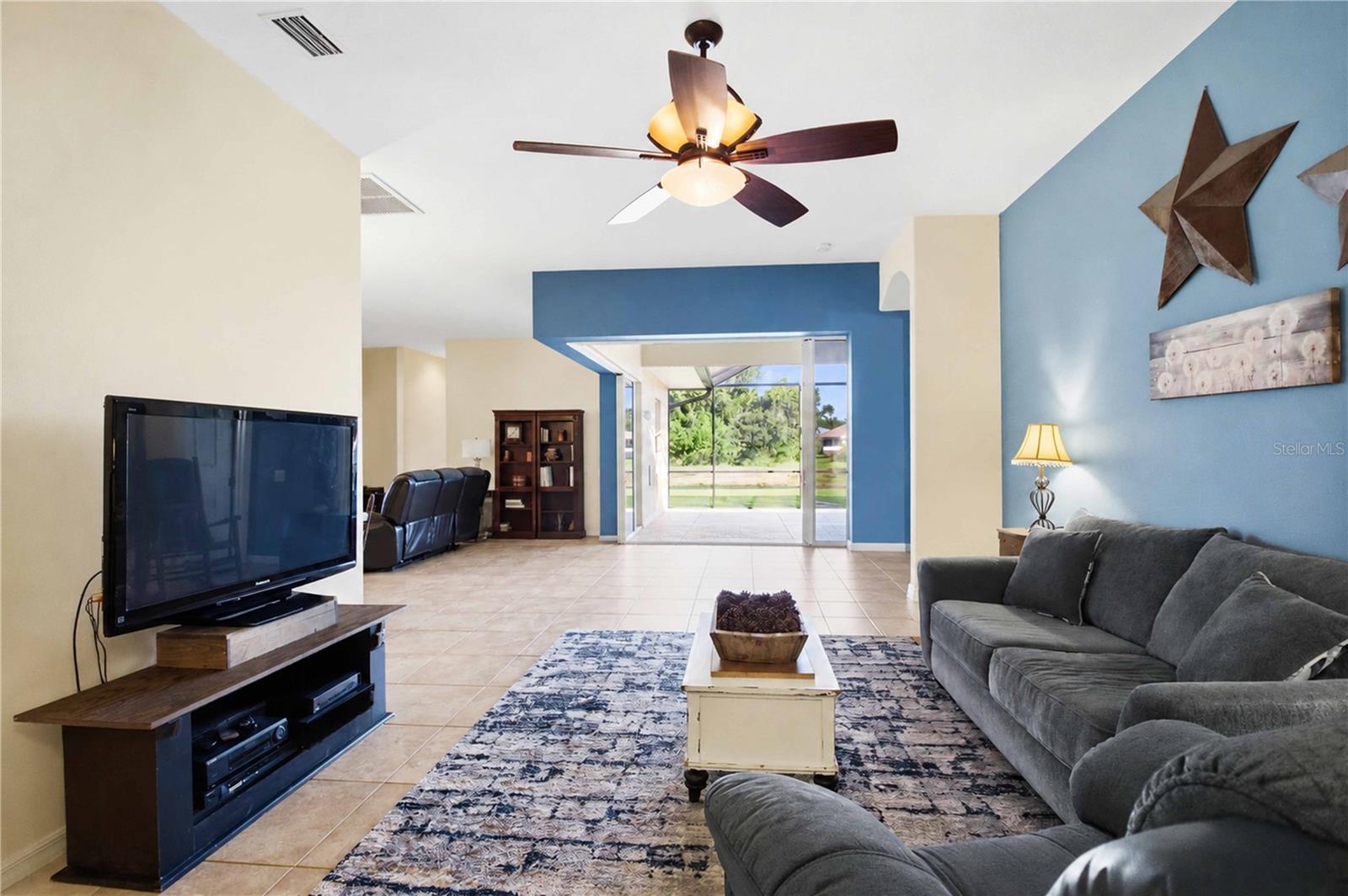 2915 126th Ter E Property Photo 8