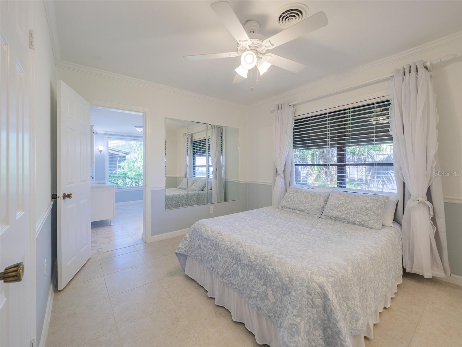 2410 Riverside Dr E Property Photo 6