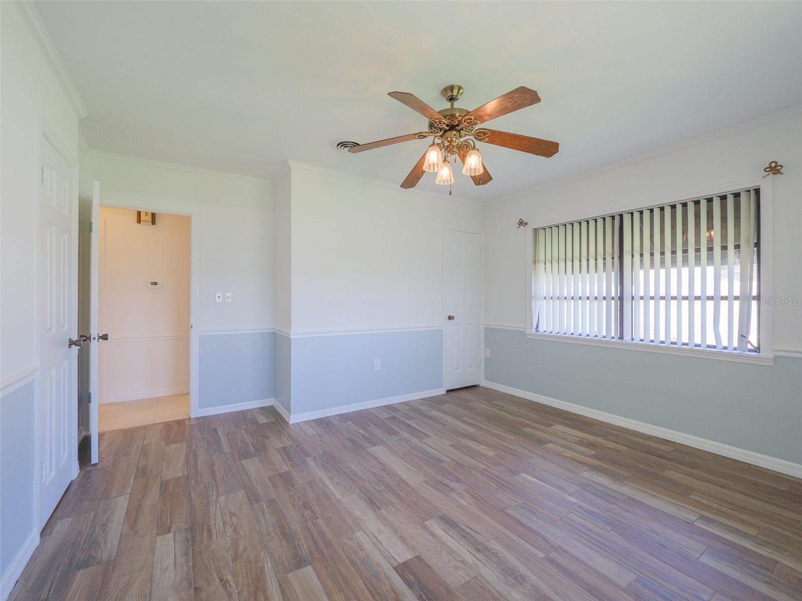 2410 Riverside Dr E Property Photo 28