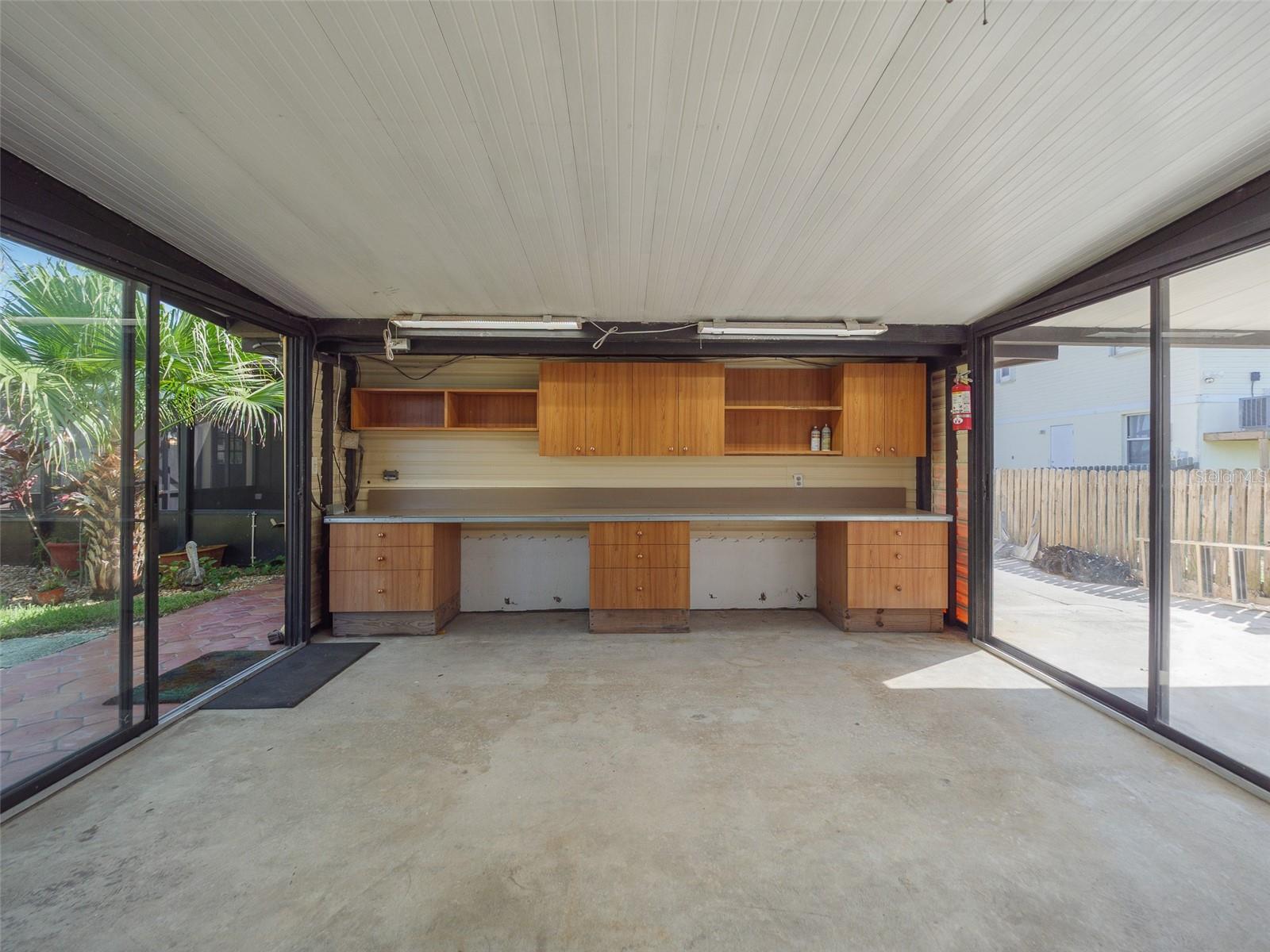 2410 Riverside Dr E Property Photo 43