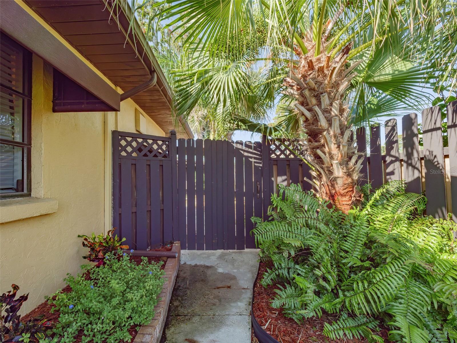 2410 Riverside Dr E Property Photo 53
