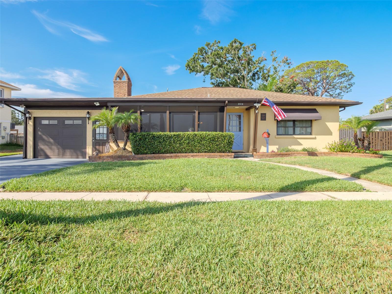 2410 Riverside Dr E Property Photo 57