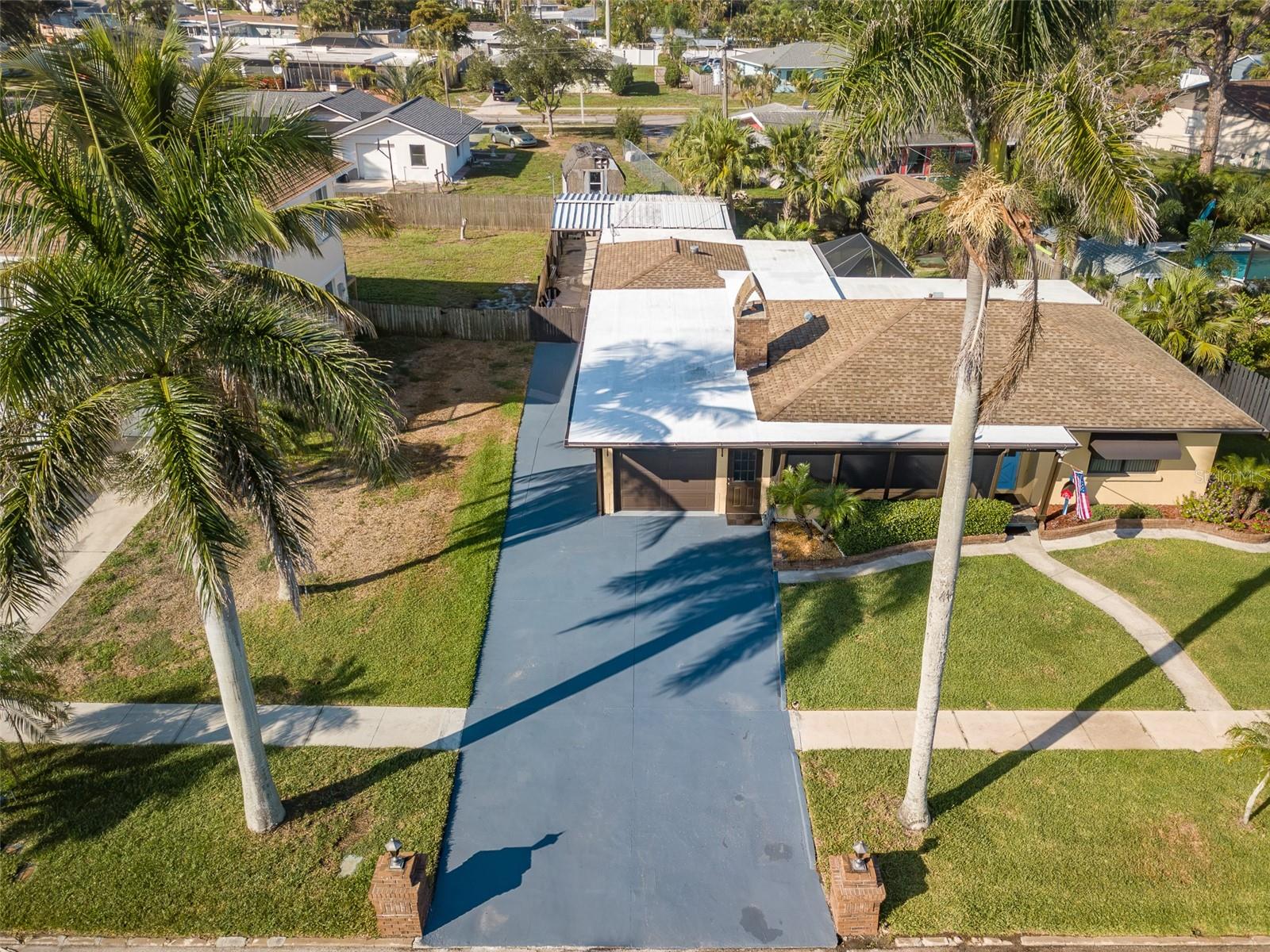 2410 Riverside Dr E Property Photo 68