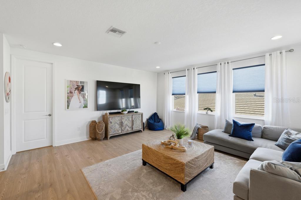 17731 Savory Mist Cir Property Photo 9