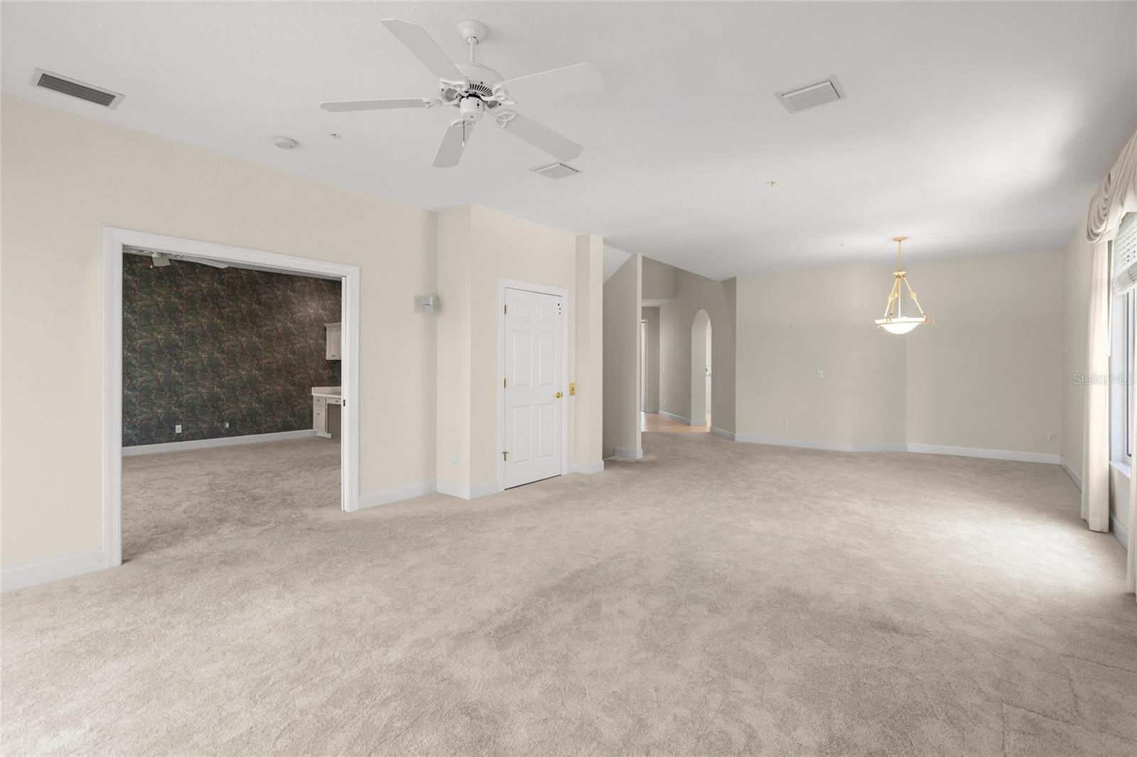 3954 Hamilton Club Cir #14 Property Photo 12