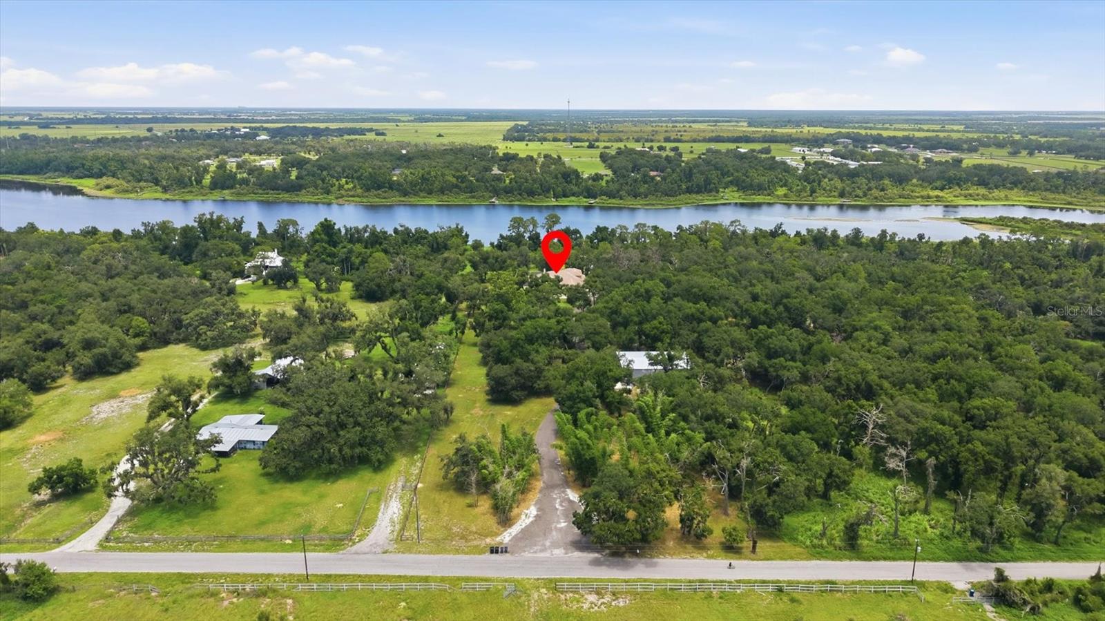 24525 Jennings Rd Property Photo 1