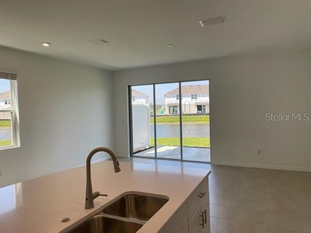 5764 Haven Ter Property Photo 7
