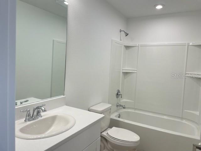 5764 Haven Ter Property Photo 15