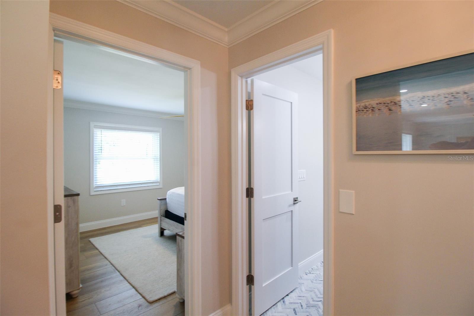 691 Russell St Property Photo 8