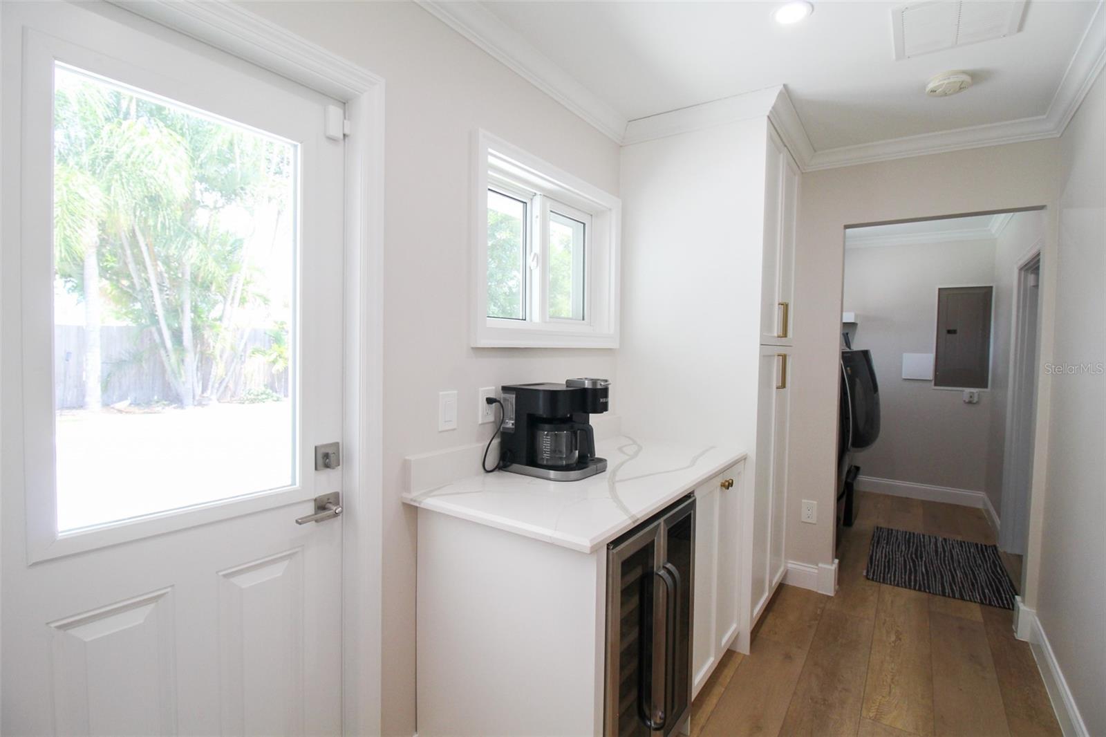 691 Russell St Property Photo 37