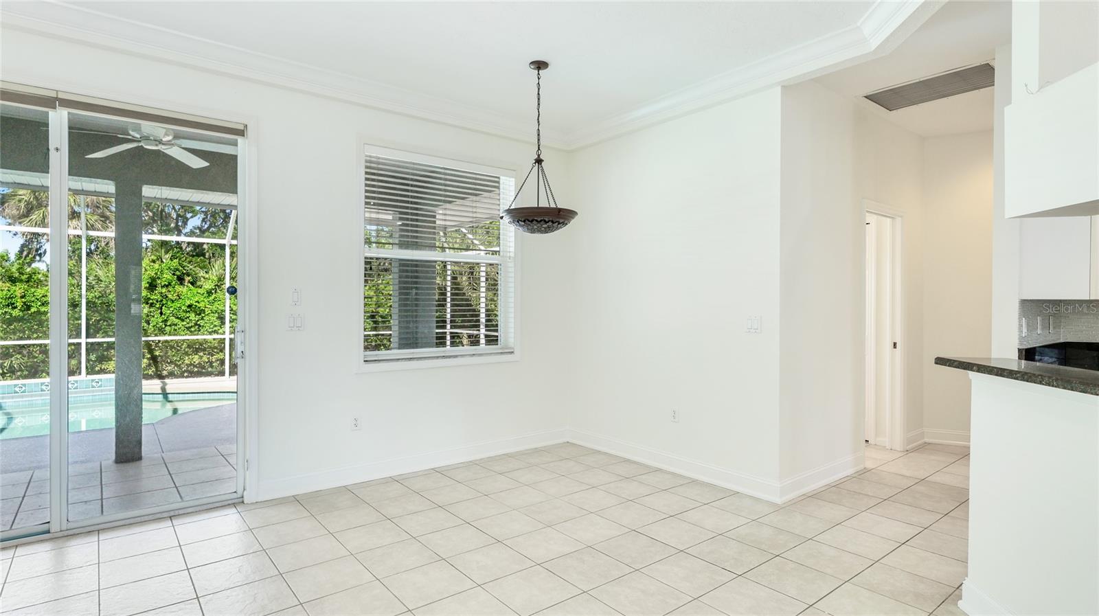 534 Oak Bay Dr Property Photo 13