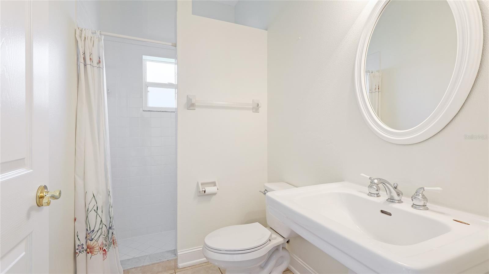 534 Oak Bay Dr Property Photo 26