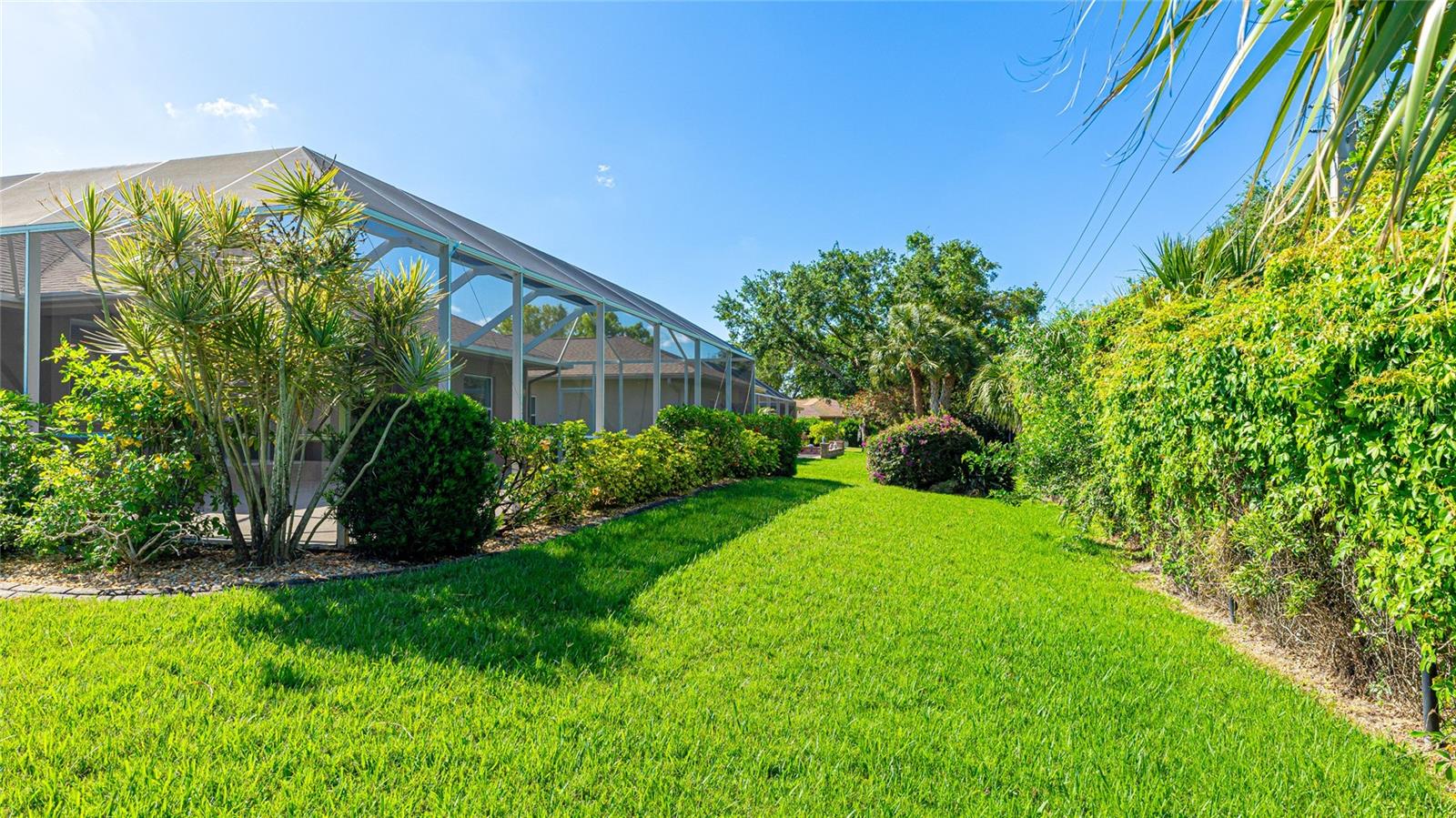 534 Oak Bay Dr Property Photo 41