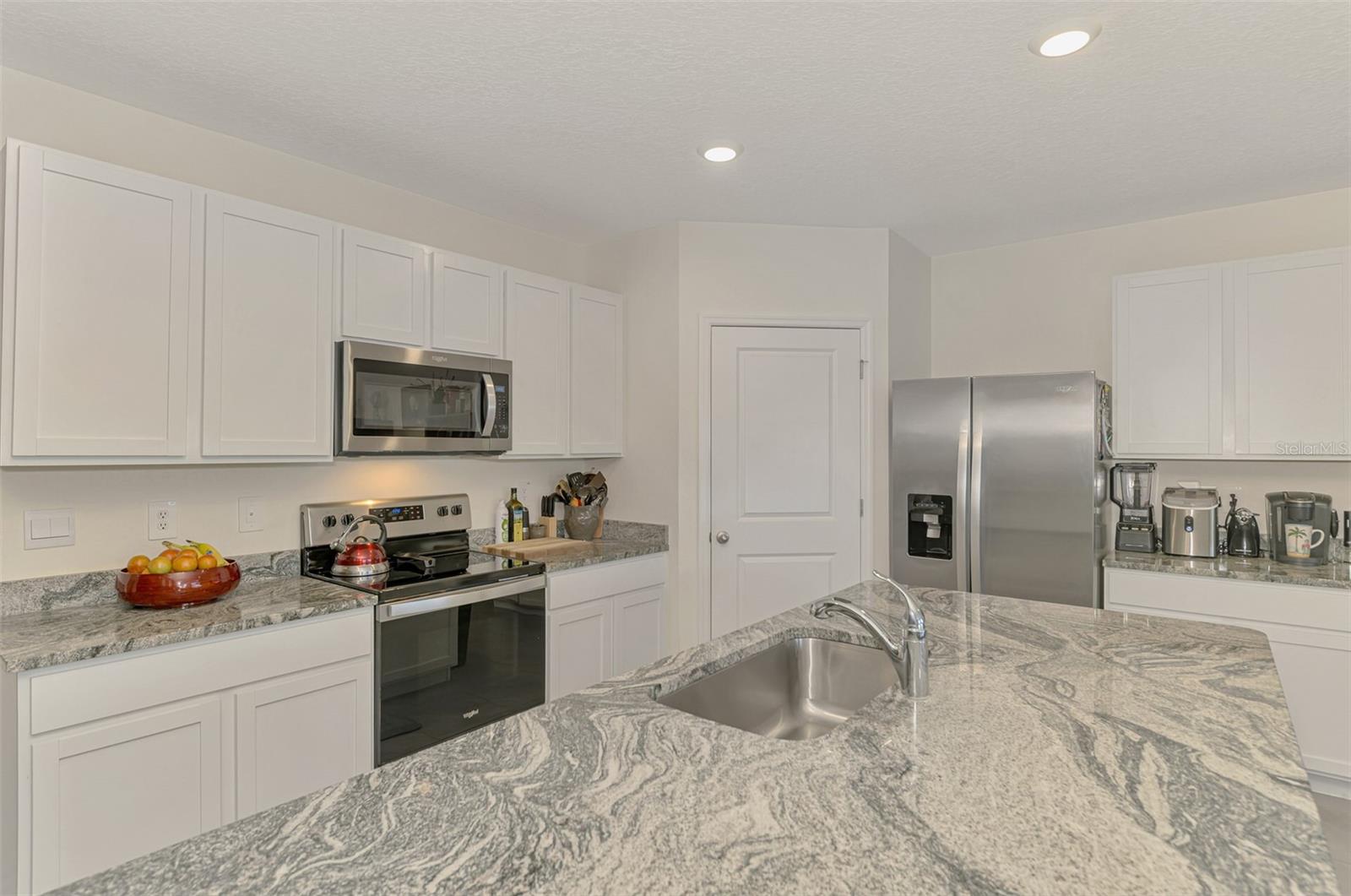 17733 Canopy Pl Property Photo 11