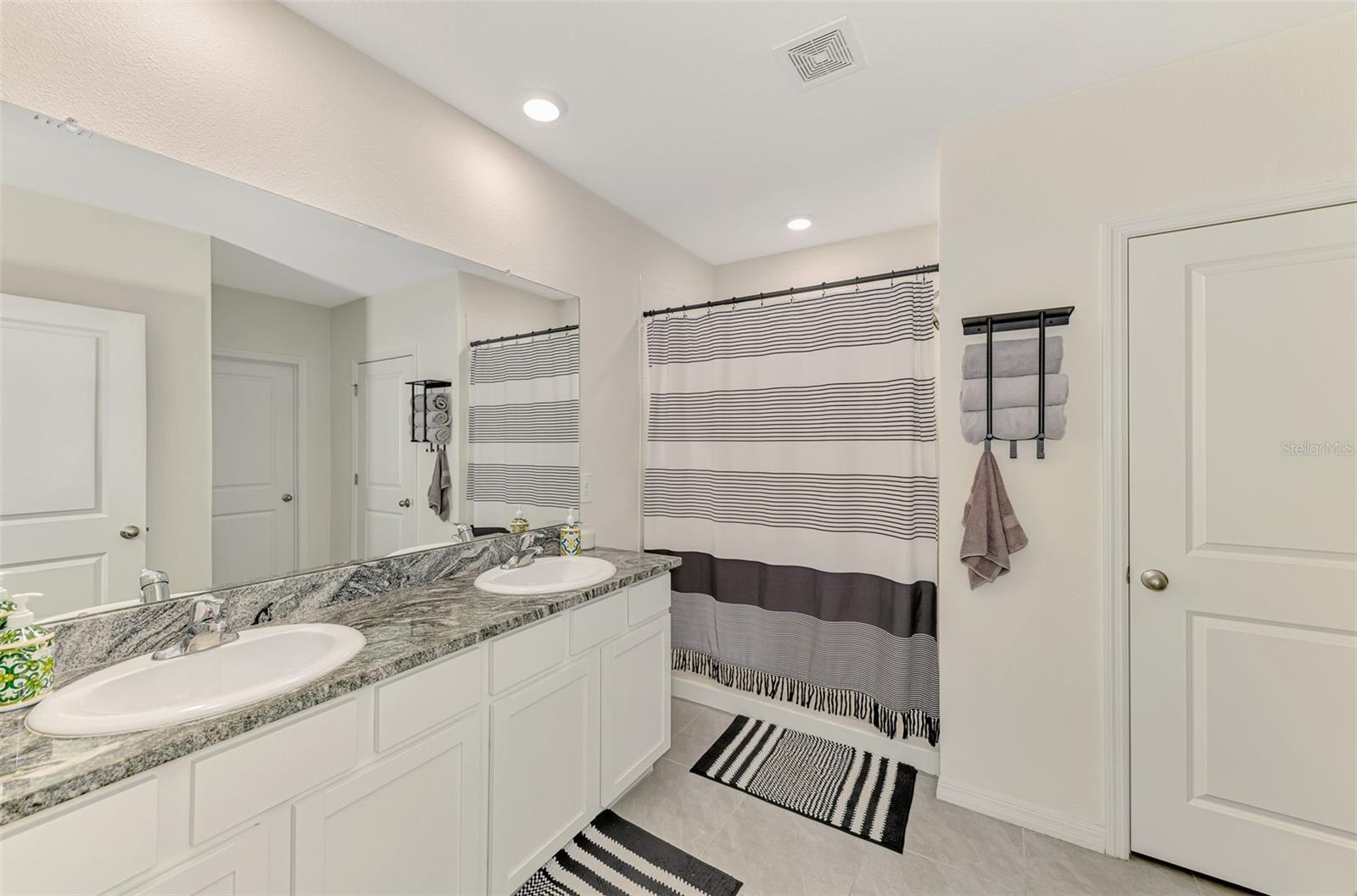 17733 Canopy Pl Property Photo 30