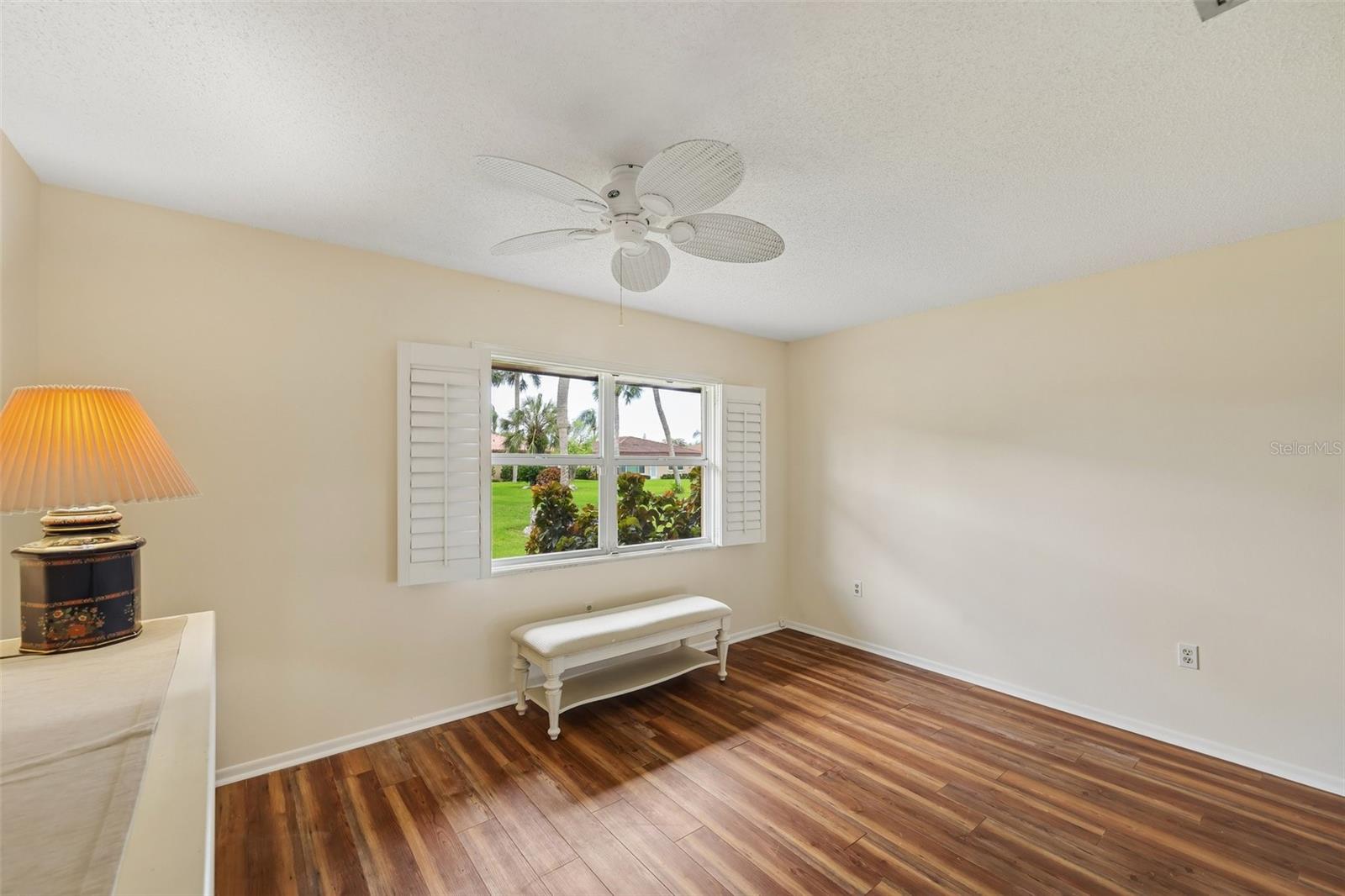3210 Cambridge Ave Property Photo 23