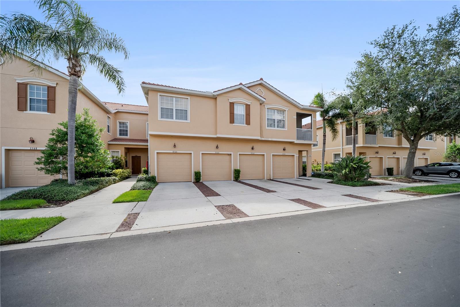3760 PARKRIDGE CIR #23-204 Property Photo 1
