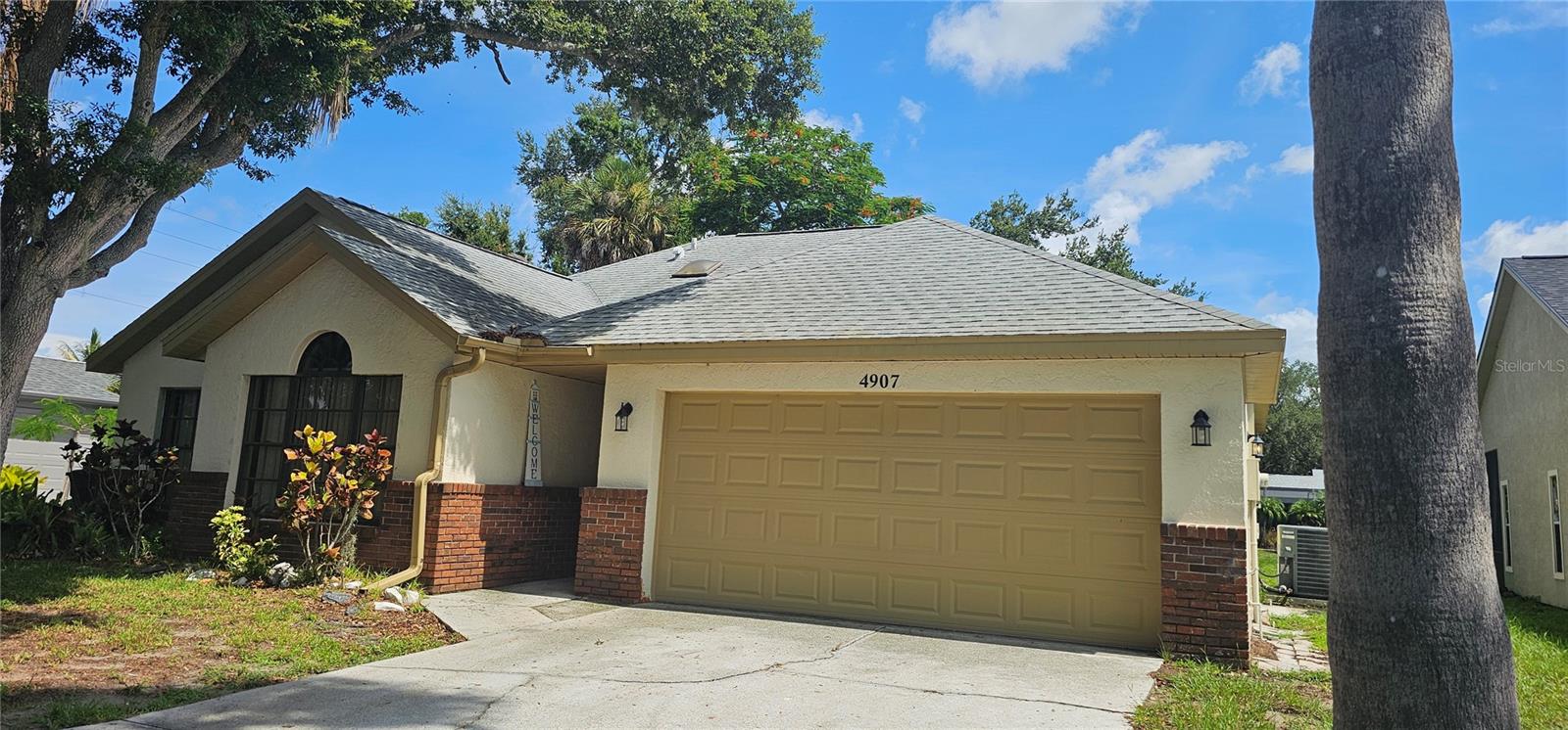 4907 82nd Pl E Property Photo 1