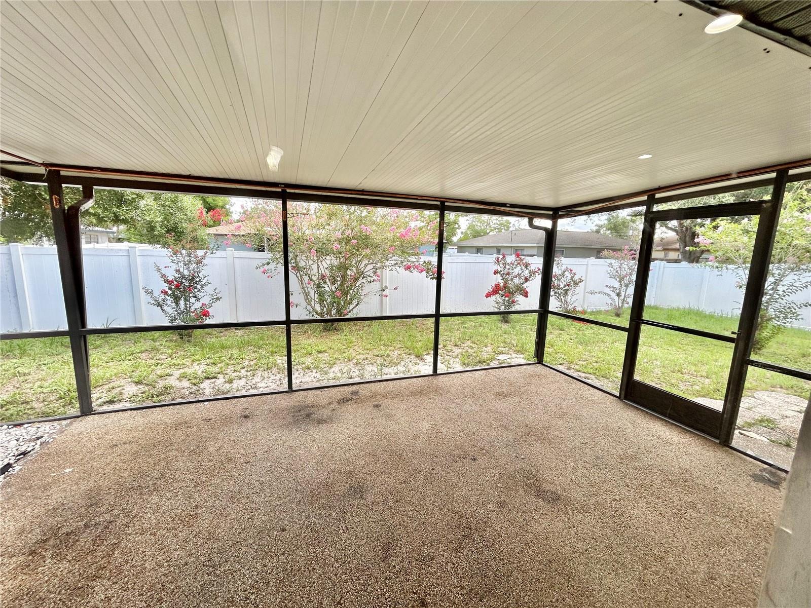 4633 Brooksdale Dr Property Photo 36