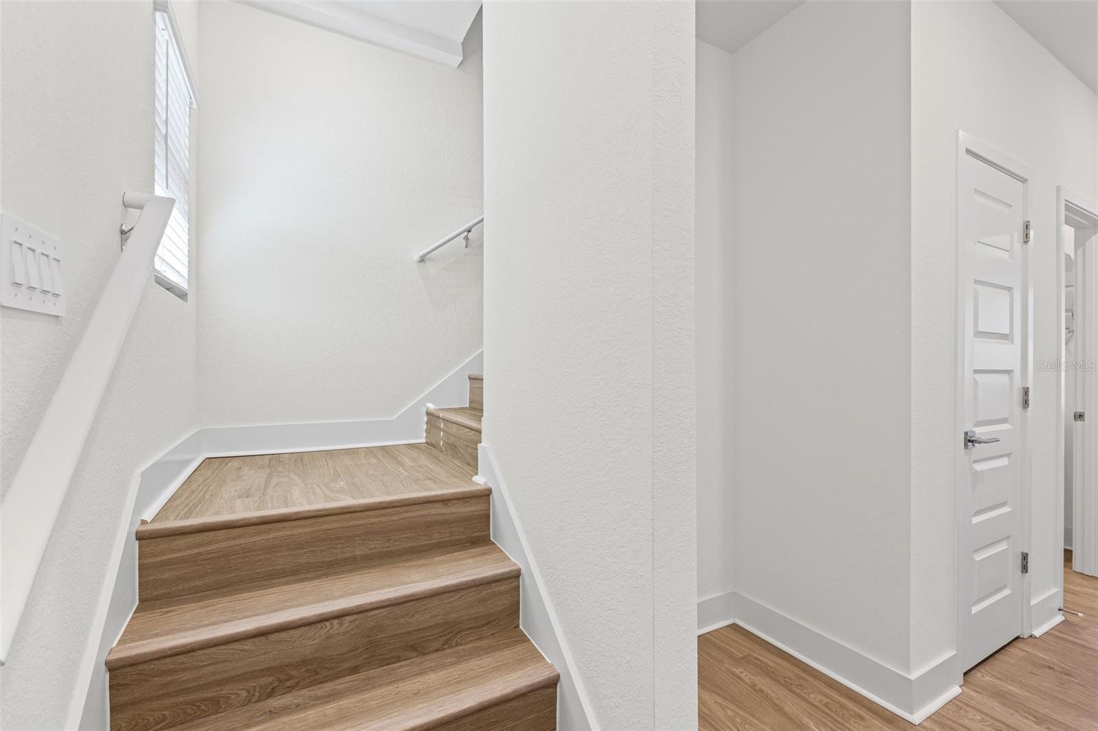 14515 Stellar Pl Property Photo 5