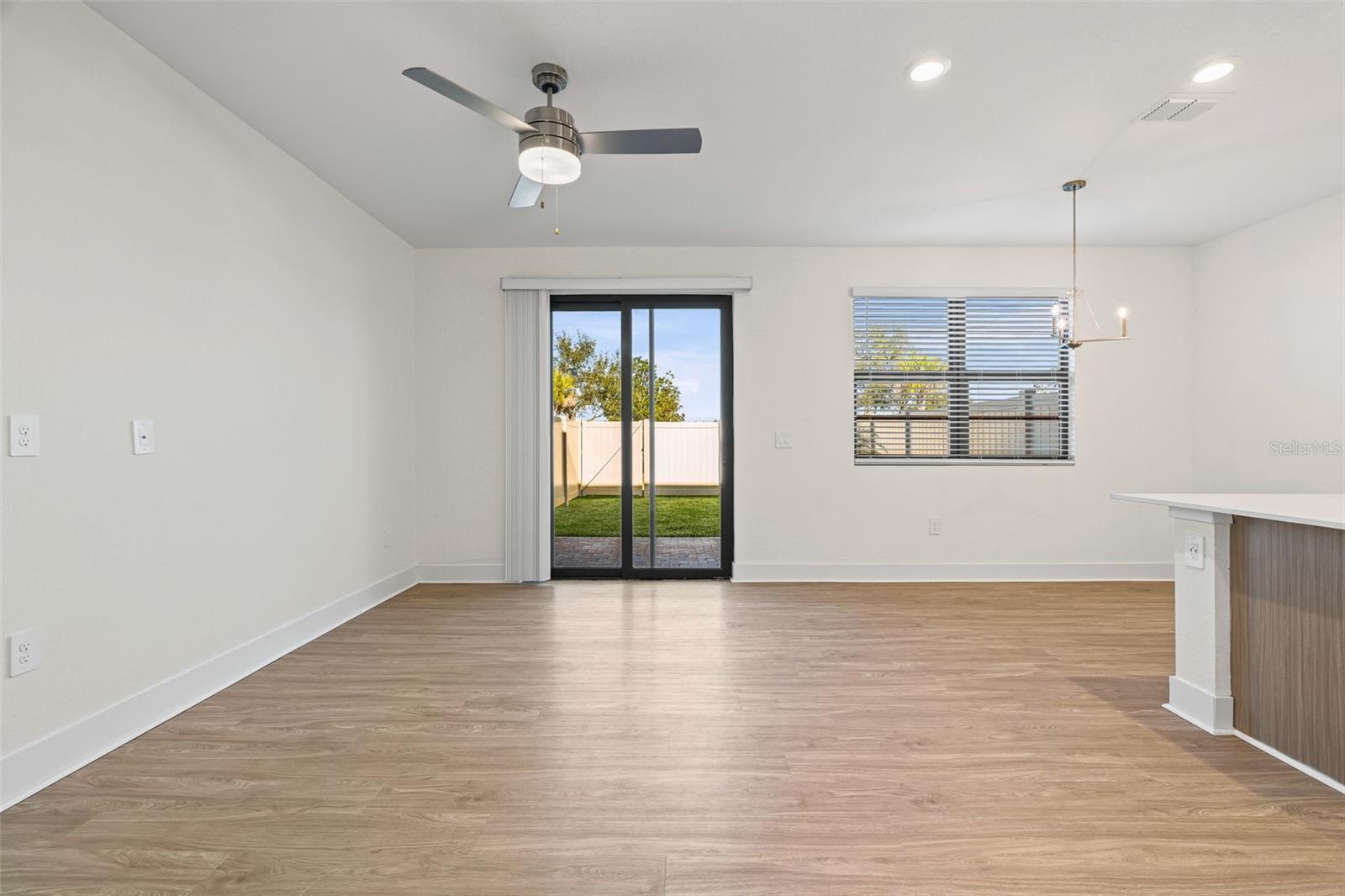 14515 Stellar Pl Property Photo 8