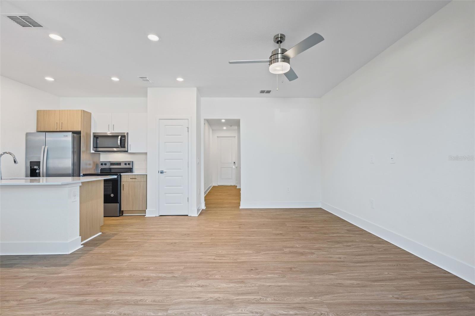 14515 Stellar Pl Property Photo 10