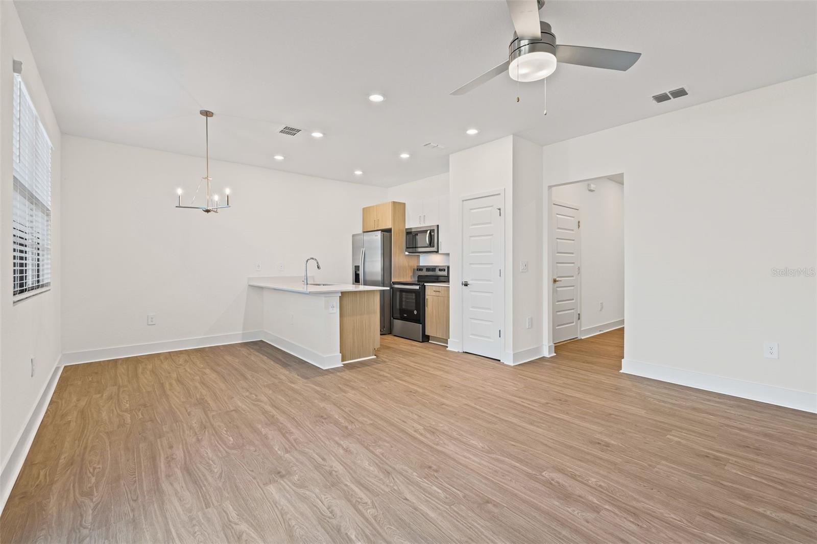 14515 Stellar Pl Property Photo 11