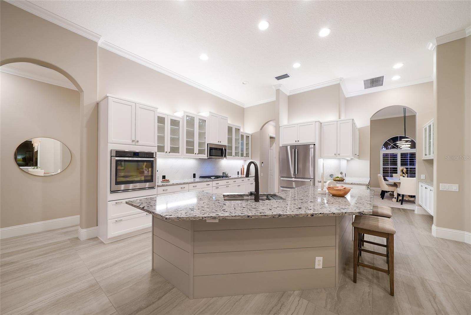 8122 Lone Tree Gln Property Photo 13