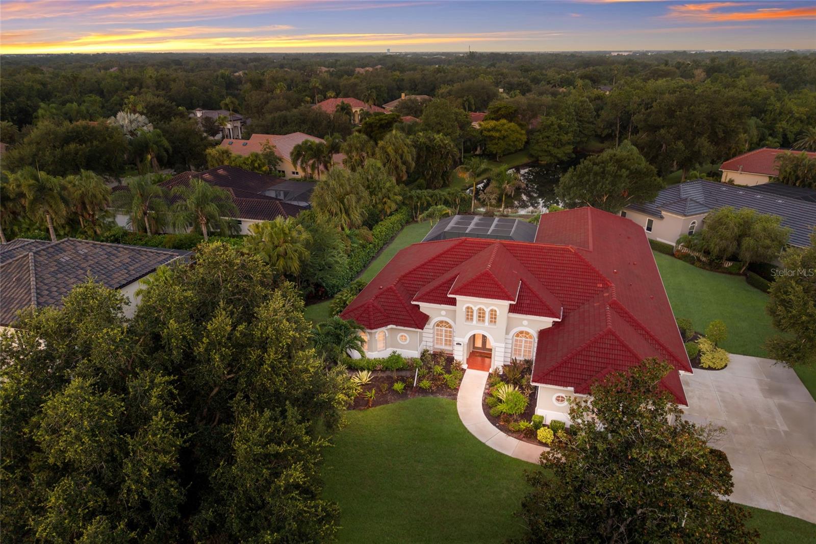 8122 Lone Tree Gln Property Photo 50